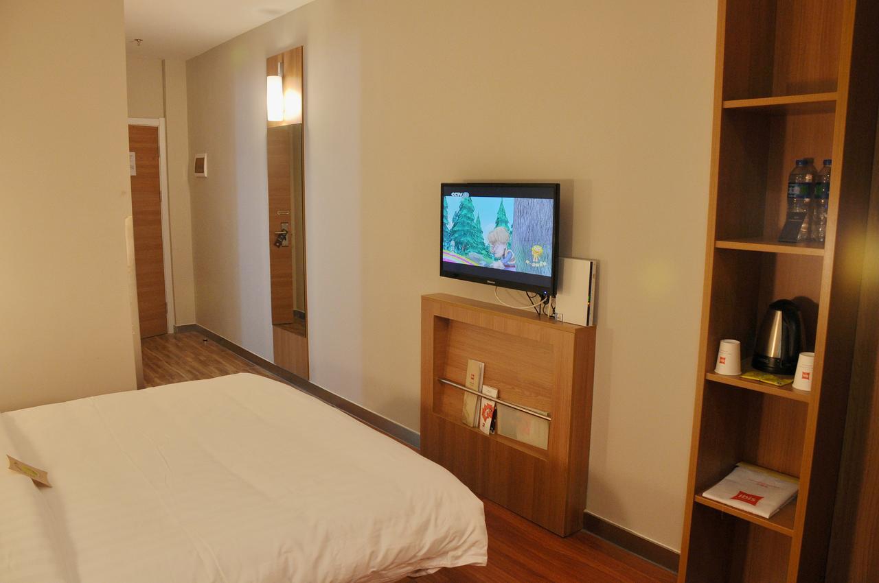 Ibis Luoyang Hi Tech Dev Zone Hotel Exterior photo
